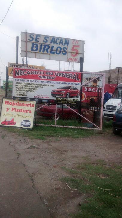 Mecánico en general Riverafoto