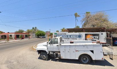 servicio automotriz de la Bajafoto 