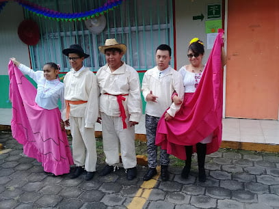Escuela de Mécanica Automotriz CEDVA Iztapalafoto 