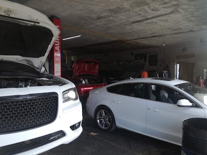 Servicio Automotriz BRISKfoto 
