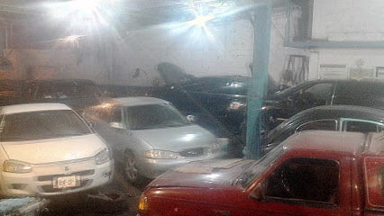 Taller Mecanico Reyesfoto 