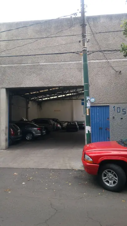 Técnica Automotriz del Surfoto 