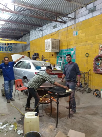 Taller y vulca los chinosfoto 