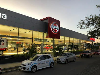 Nissan Rancagua Tecománfoto 