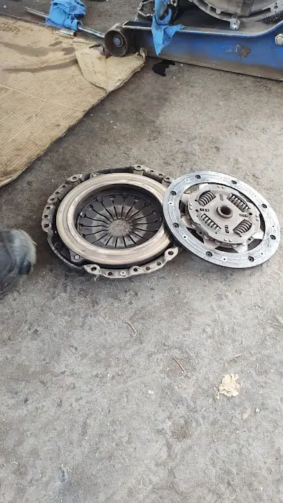 Servicio Mecánico Kennerfoto 