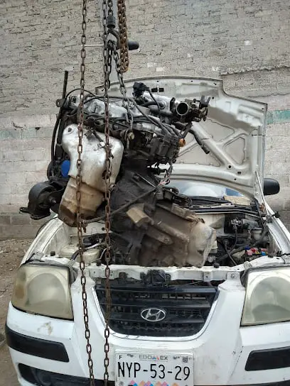 Mecánica automotriz el chinofoto 
