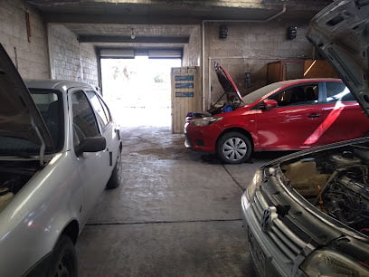 Taller Mecanico Automotrizfoto 