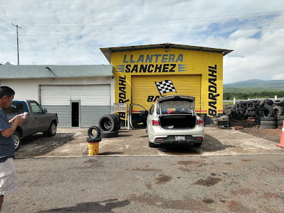 Llantera Sanchezfoto 