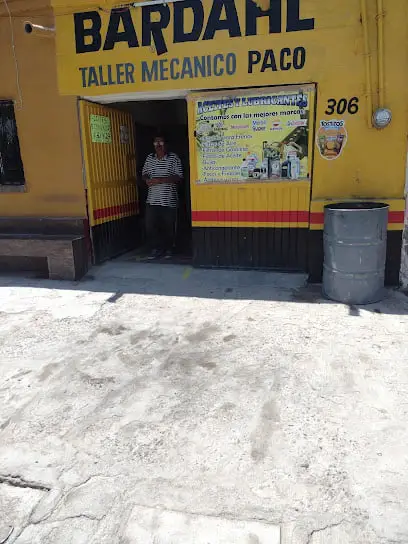 Taller mecánico Pacofoto 