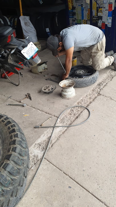 Centro Llantero y Suspensiones de Santiagofoto 