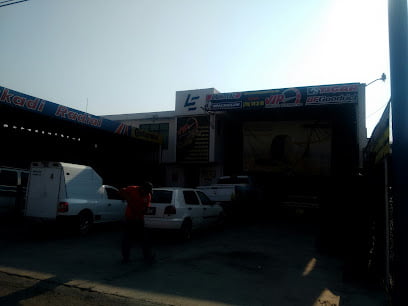 SERVICIO AUTOMOTRIZ VIPfoto 