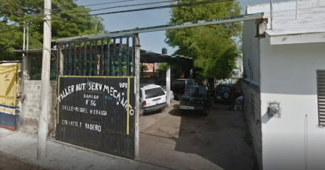 Taller auto servicio Mecánico Damianfoto 