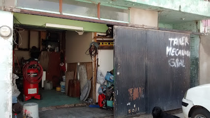Taller Mecánico En Gralfoto 