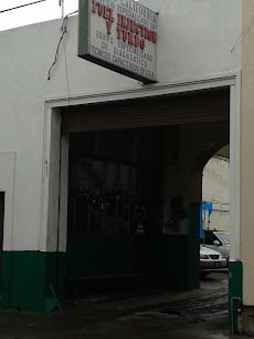 TALLER MECANICO CALIFORNIAfoto 
